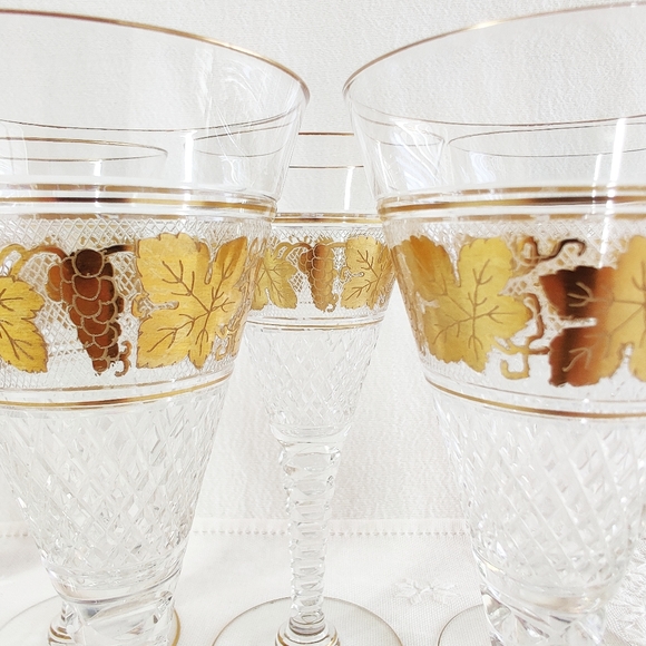 Val Saint Lambert Cut Crystal Port Wine Stemware Set of 7, Gold Gilt Grapevine - Picture 6 of 10